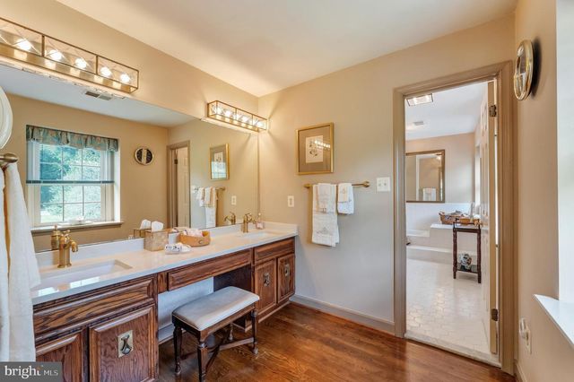 7419 GEORGETOWN CT, Mclean, VA 22102
