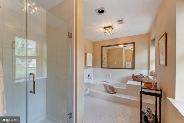 7419 GEORGETOWN CT, Mclean, VA 22102