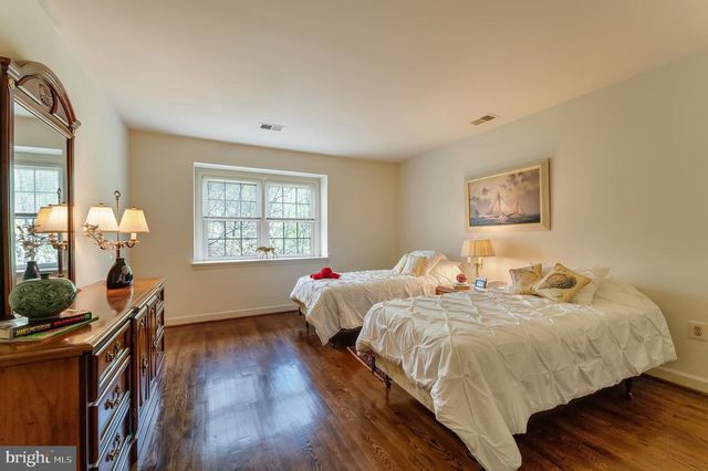 7419 GEORGETOWN CT, Mclean, VA 22102