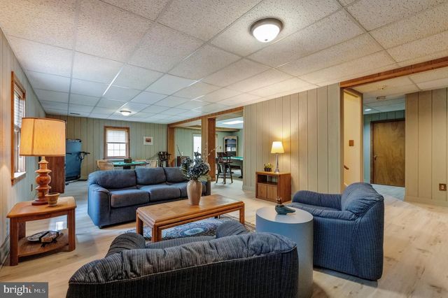 7419 GEORGETOWN CT, Mclean, VA 22102