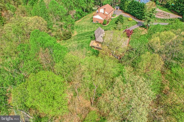 7419 GEORGETOWN CT, Mclean, VA 22102