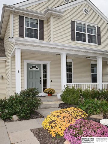 20810 Paul Circle, Elkhorn, NE 68022