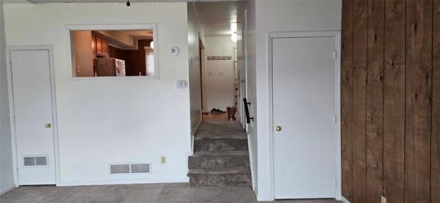 699 Pennsbury, Pennsbury, PA 15205