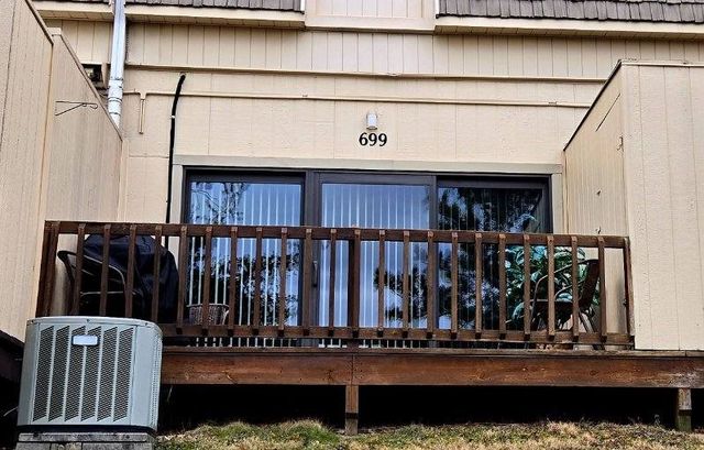 699 Pennsbury, Pennsbury, PA 15205