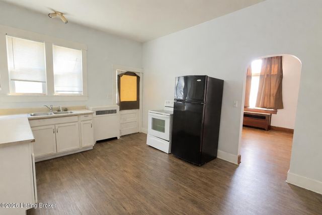2121 Culbertson Ave A, New Albany, IN 47150