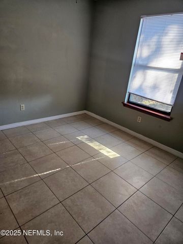 8256 JUSTIN Road N, Jacksonville, FL 32210