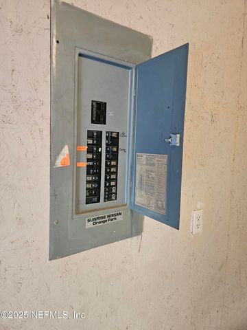 8256 JUSTIN Road N, Jacksonville, FL 32210