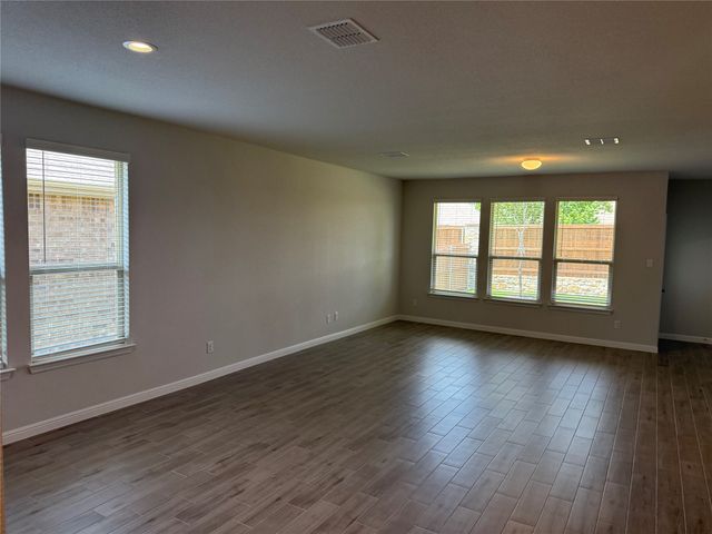 9620 Springmill, Fort Worth, TX 76036