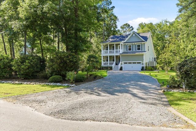 2215 Nicholas David Path, Johns Island, SC 29455