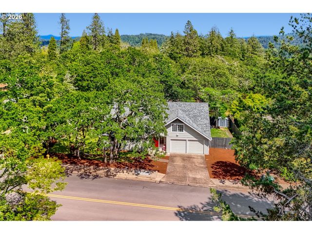 4007 BRAE BURN Dr, Eugene, OR 97405