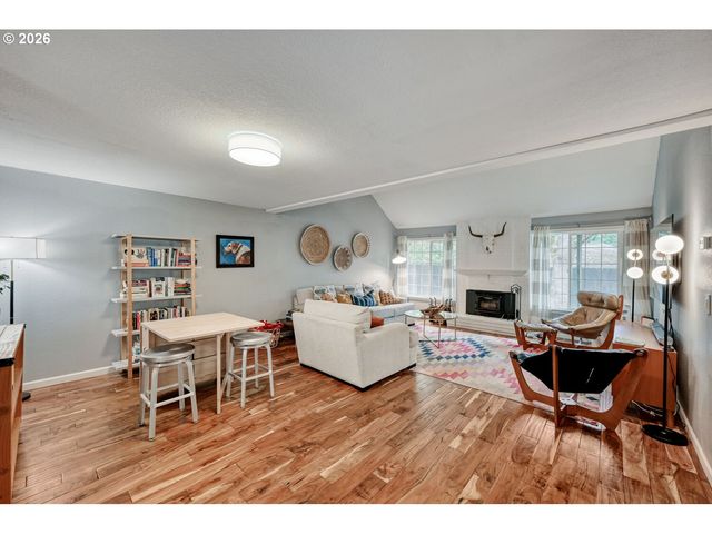 4007 BRAE BURN Dr, Eugene, OR 97405