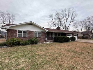 1415 Benton Street, Mountain Home, AR 72653