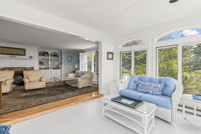 7 Sea Street, Harwich Port, MA 02646