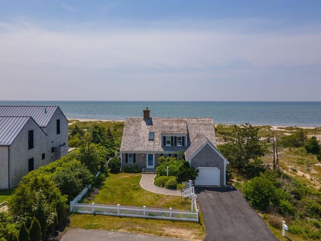 7 Sea Street, Harwich Port, MA 02646