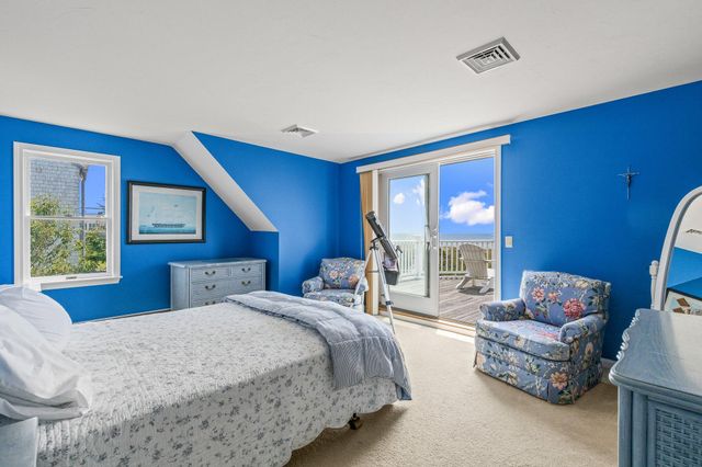 7 Sea Street, Harwich Port, MA 02646