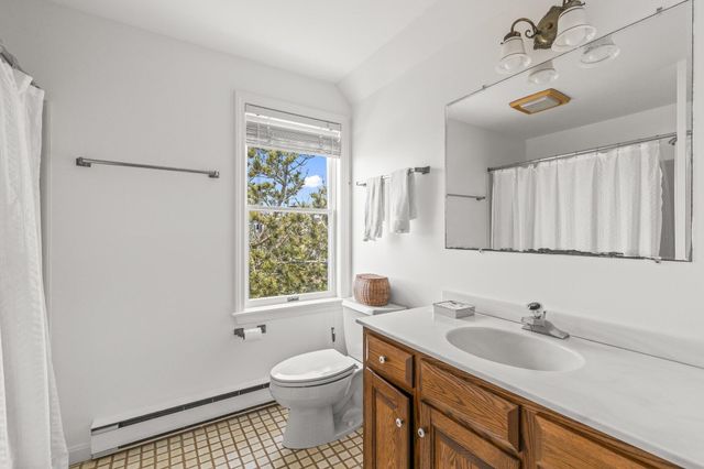 7 Sea Street, Harwich Port, MA 02646