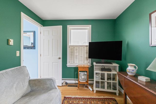 7 Sea Street, Harwich Port, MA 02646