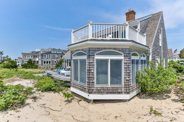 7 Sea Street, Harwich Port, MA 02646