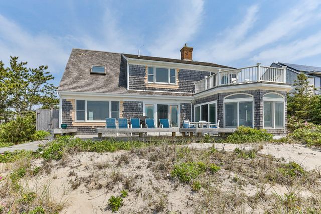 7 Sea Street, Harwich Port, MA 02646