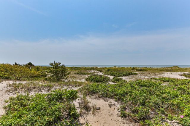 7 Sea Street, Harwich Port, MA 02646