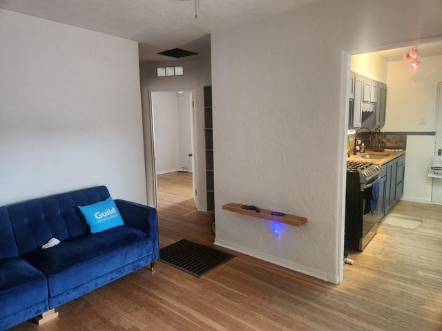 1217 Girard Boulevard NE, Albuquerque, NM 87106