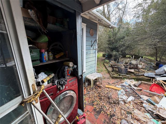 2740 Lakeview Circle, Beaumont, TX 77703