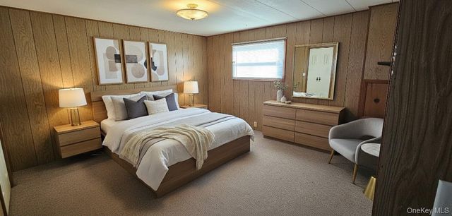 1964 River Road 35, Calverton, NY 11933