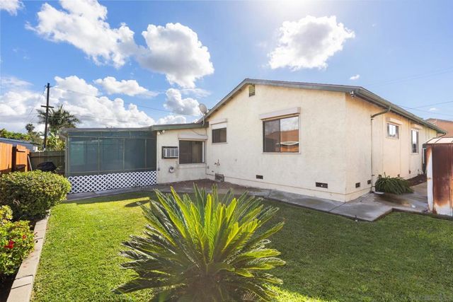 4968 Reynolds St, San Diego, CA 92113