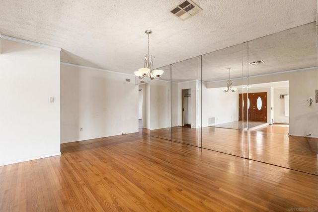 4968 Reynolds St, San Diego, CA 92113