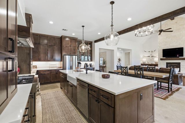 26211-3 Crown Ranch Boulevard, Montgomery, TX 77316