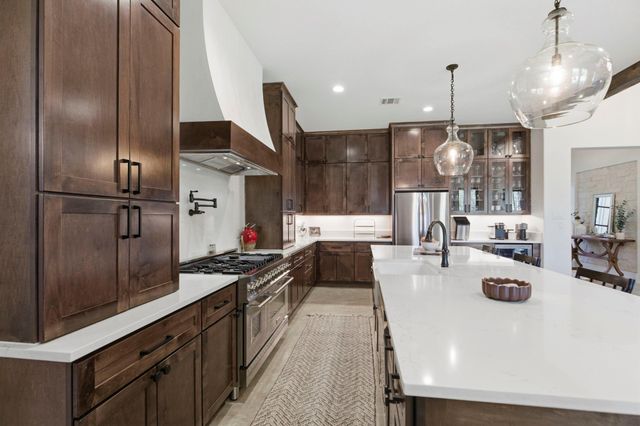 26211-3 Crown Ranch Boulevard, Montgomery, TX 77316