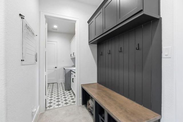 26211-3 Crown Ranch Boulevard, Montgomery, TX 77316