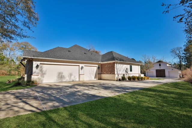 26211-3 Crown Ranch Boulevard, Montgomery, TX 77316