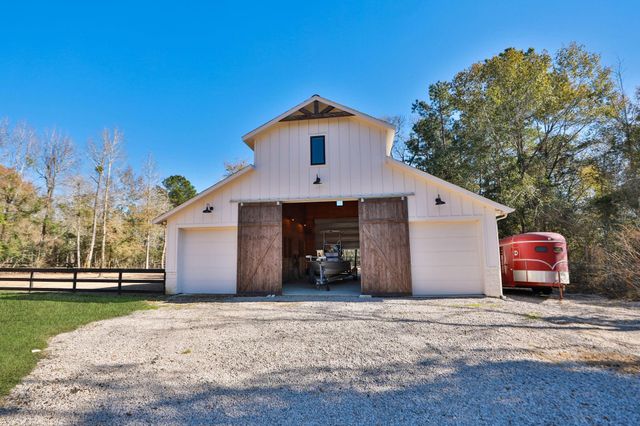 26211-3 Crown Ranch Boulevard, Montgomery, TX 77316