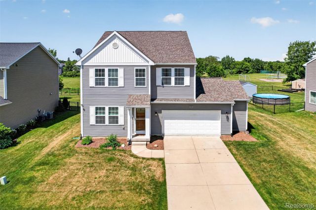 3524 Amber Oaks Drive, Howell Township, MI 48855