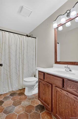 3524 Amber Oaks Drive, Howell Township, MI 48855