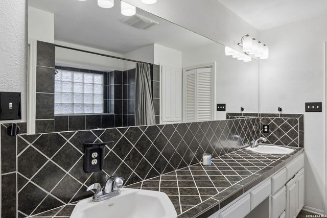 3442 River Path, San Antonio, TX 78230