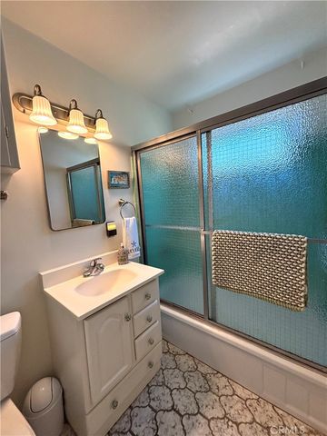 154 W Avenida Alessandro, San Clemente, CA 92672