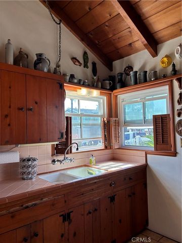 154 W Avenida Alessandro, San Clemente, CA 92672