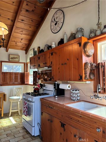 154 W Avenida Alessandro, San Clemente, CA 92672