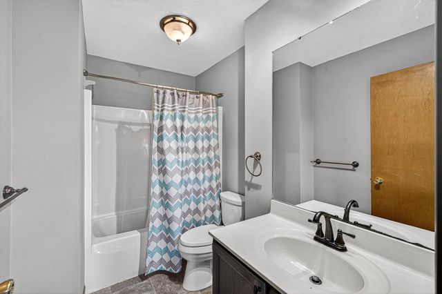 51268 Channel Court, Elkhart, IN 46514