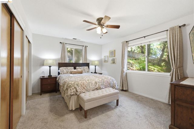 21570 Eel River Dr, Sonora, CA 95370