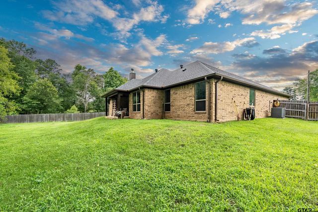 113 Stuart St, Arp, TX 75750