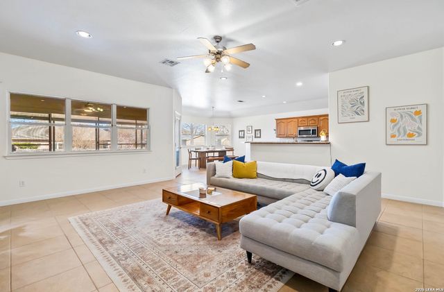 2231 Garden Sun Place, New Braunfels, TX 78130