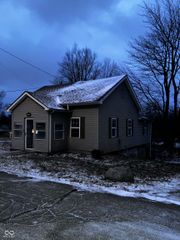 1205 N County Road 525 W, New Castle, IN 47362