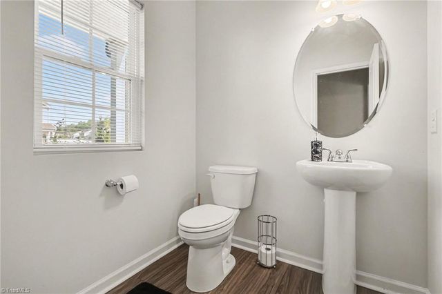 633 Cam Circle, High Point, NC 27265