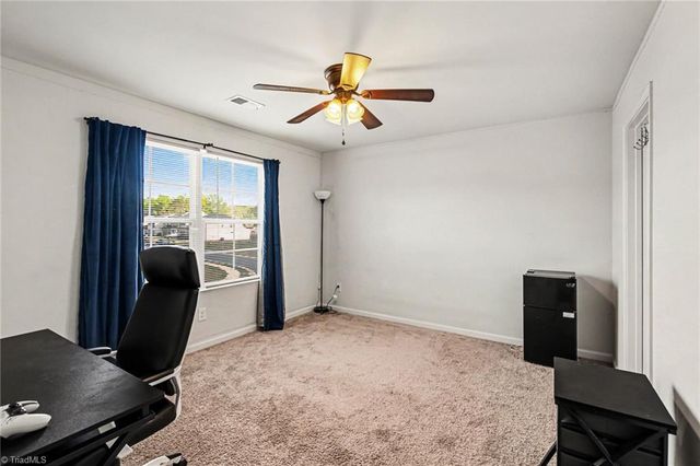 633 Cam Circle, High Point, NC 27265