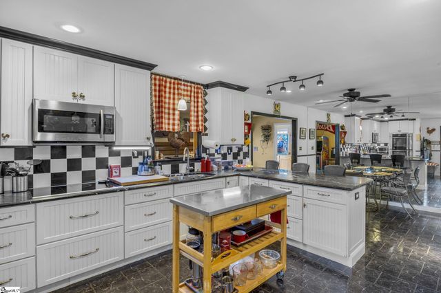 213 Cox Ridge Court, Travelers Rest, SC 29690