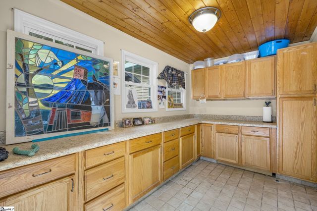 213 Cox Ridge Court, Travelers Rest, SC 29690