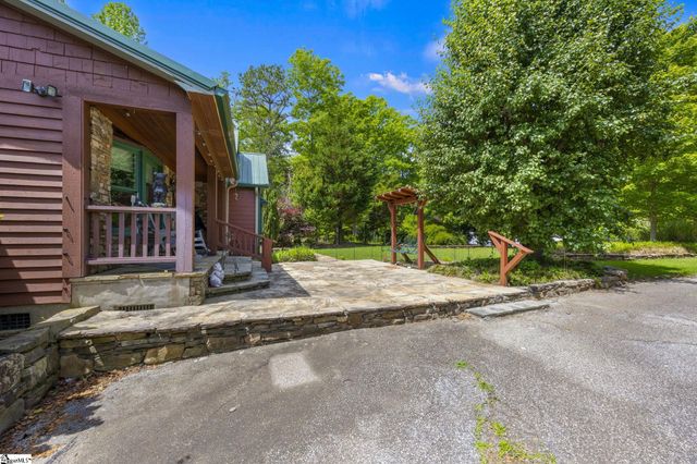 213 Cox Ridge Court, Travelers Rest, SC 29690